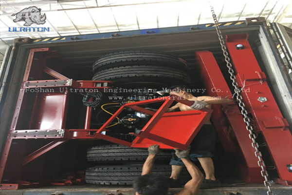 10辆平板半挂车发往越南